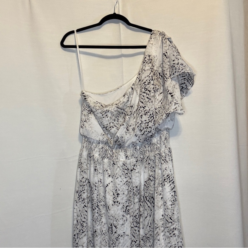 Jessica Simpson Elegant One-Shoulder Black and White Dress XL - Picture 2 of 4